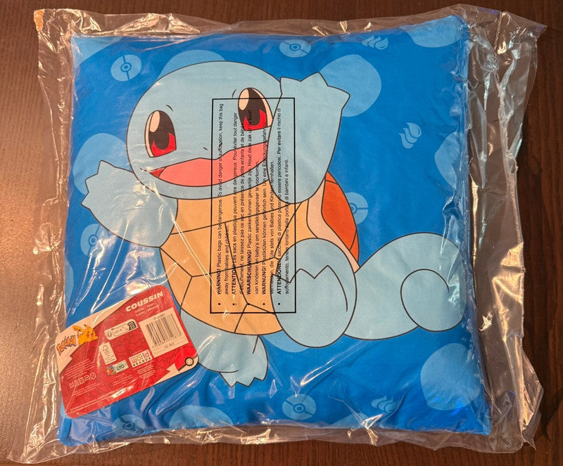 Pokemon Coussin Double Face Carapuce et Pikachu (40x40cm)