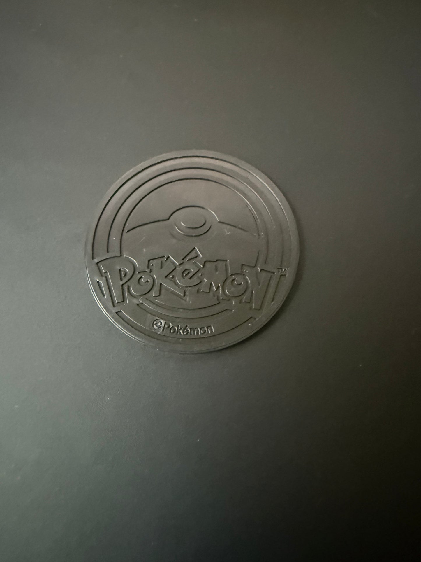 Jeton / Pièce Pokémon Pikachu de Face Saluant